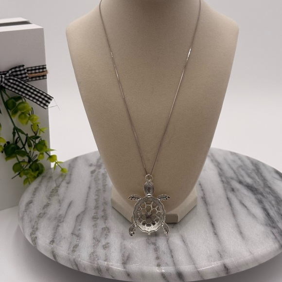 NWOT Sea Turtle Pendant. (Only) Silver Necklace 925 Delicate 20 Inch Chain - Picture 5 of 8